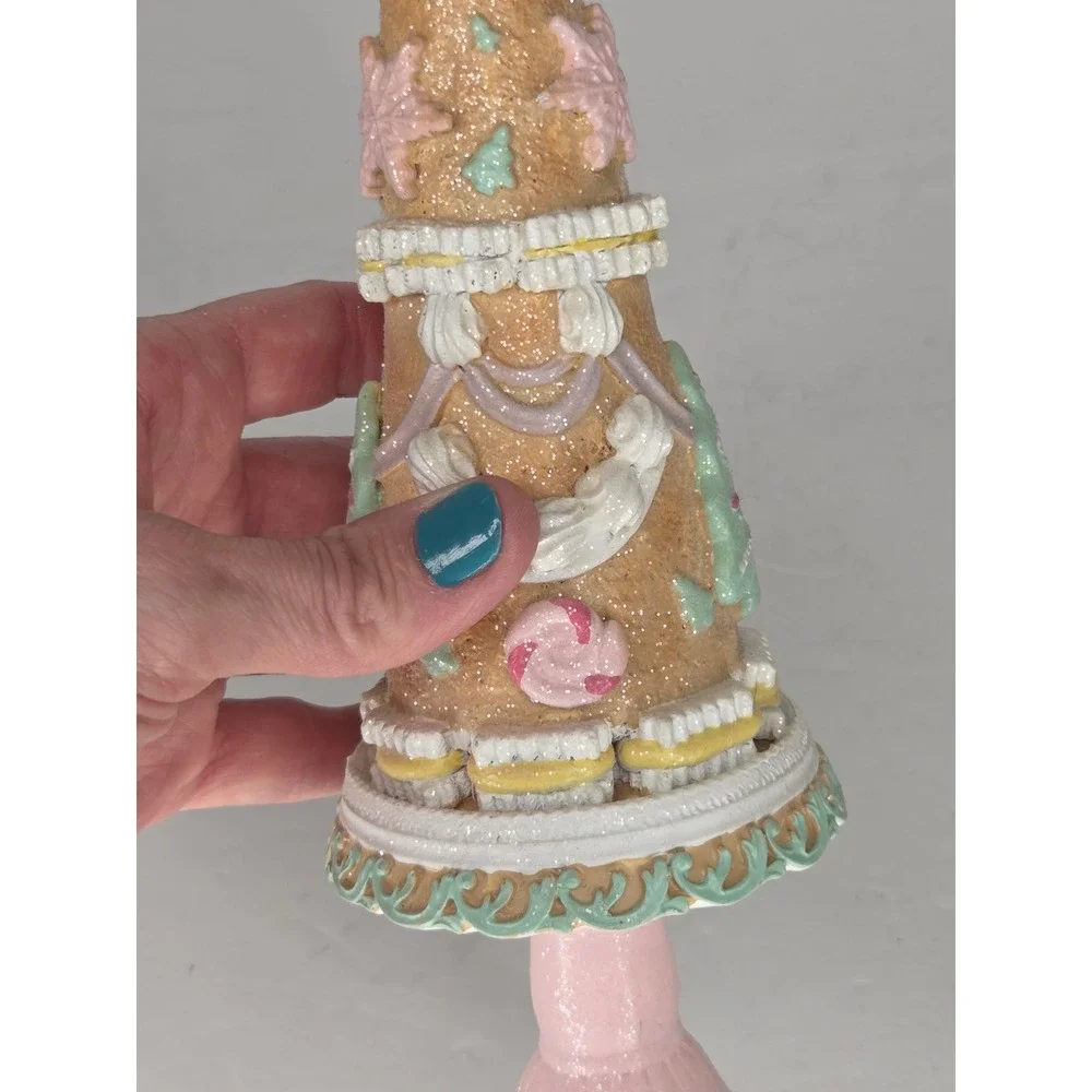 Pastel Pink Sugar Coated Christmas Candyland Sweet Treats Gingerbread‎ Tree